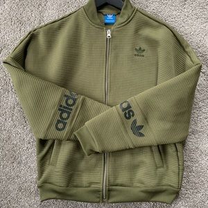 adidas army green zip up jacket